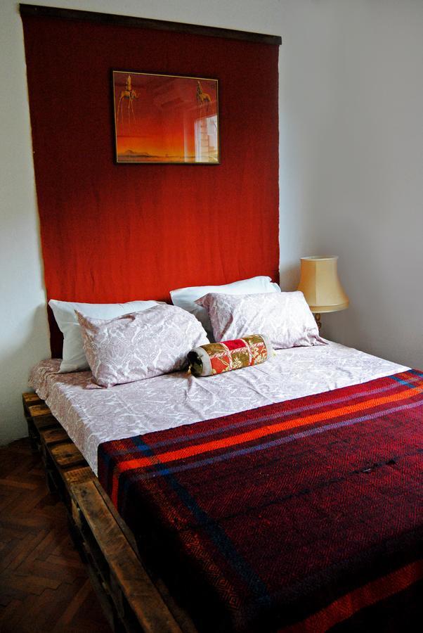 Balkanarama Hostelモスタル エクステリア 写真