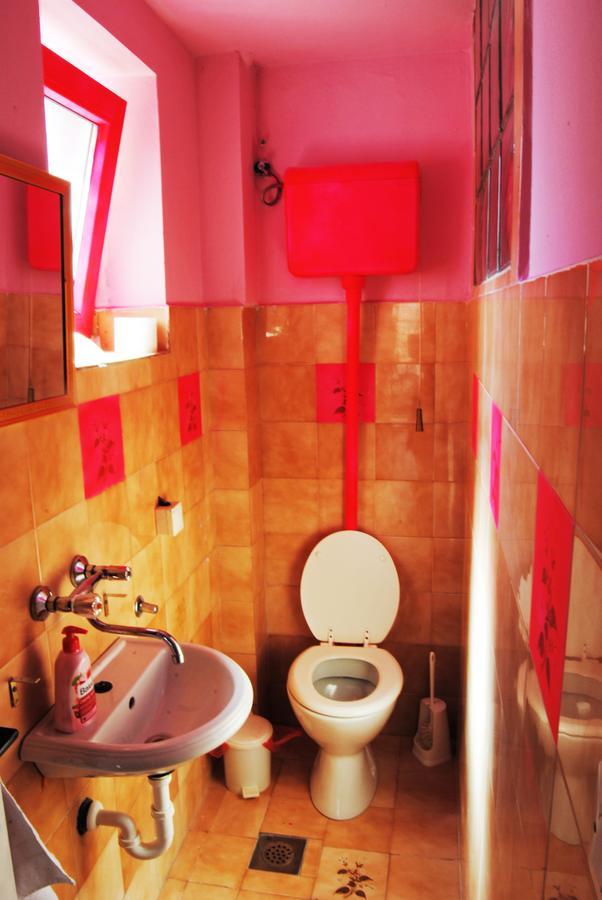 Balkanarama Hostelモスタル エクステリア 写真
